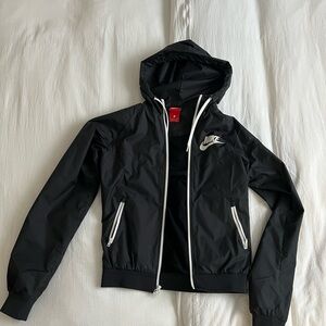Nike lightweight jacket